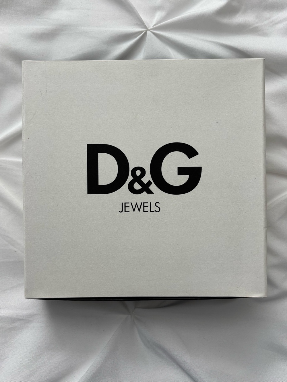 Dolce & Gabbana Jewels Leopard Print Beaded Necklace, NWT; Box included. - Picture 6 of 7